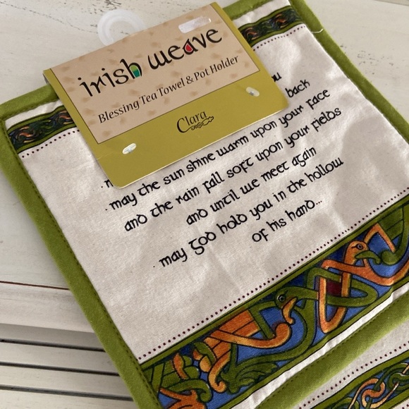 Irish Weave Blessing Tea Towel & Pot Holder - Picture 2 of 7
